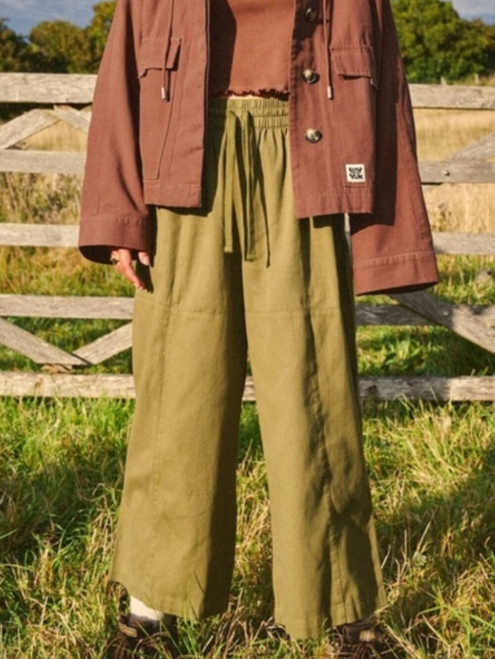 Lucy & Yak Olive Green Wide Leg Cropped Pants
